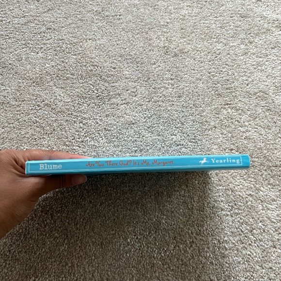 Are you there god? It’s me Margaret. By Judy Blume - Picture 3 of 6